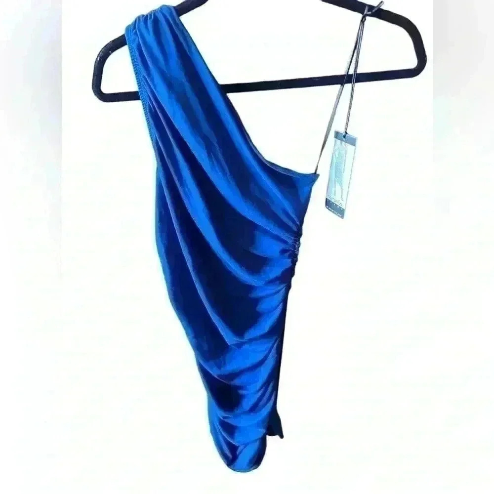 Sofia Vergara small blue one shoulder gathered bodycon dress. Very stretchy!